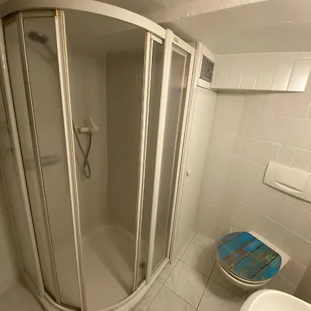 Appartamento Ferienwohnung Fur Bis Zu Acht Personen In Trun, Surselva *