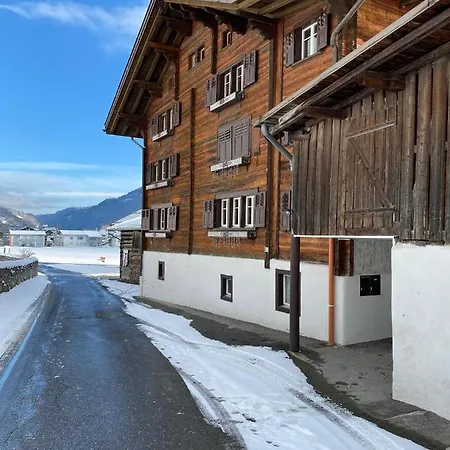 Ferienwohnung Fur Bis Zu Acht Personen In Trun, Surselva Trun